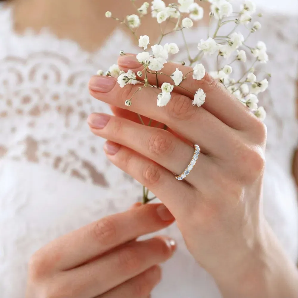 hand2 View